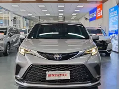 2023 Toyota Granvia 2.5L Hybrid Premium Plus — фото 2