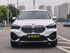 2022 BMW X1, белый — фото 2