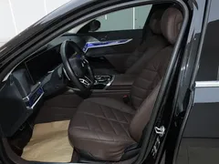 2023 BMW 7 Series 735Li M Sport Package, чёрный — фото 18