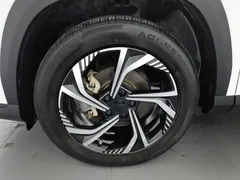 2023 Geely Atlas Cool 1.5TD, белый — фото 17