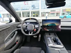 2025 Xiaomi SU7 Ultra Ultra, зелёный — фото 11