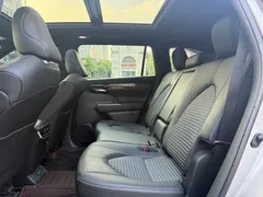 2022 Toyota Crown Kluger 2.5L HEV 4WD Luxury — фото 9