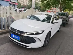 2025 BYD Qin L PHEV 80km Leading Smart Driving, белый — фото 1