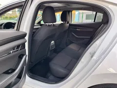 2022 Mazda 3 2.0L AT, белый — фото 6