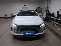 2023 BYD Destroyer 05 Champion DM-i PHEV 120km Premium, белый — фото 2
