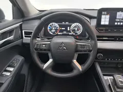 2023 Mitsubishi Outlander 1.5T CVT 2WD Premium 5, чёрный — фото 11