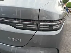 2024 BYD Destroyer 05 DM-i PHEV 55km Luxury — фото 8