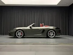 2020 Porsche 718 Boxster 2.0T, зелёный — фото 4