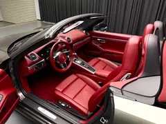 2020 Porsche 718 Boxster 2.0T, зелёный — фото 10