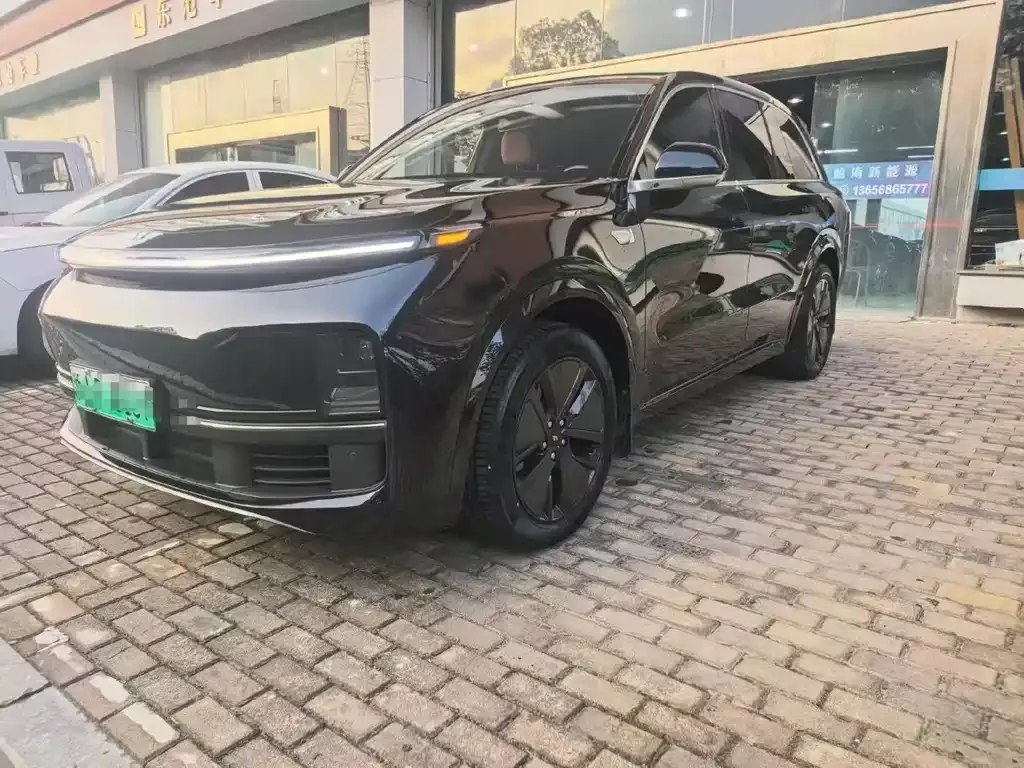2024 Li Auto L8