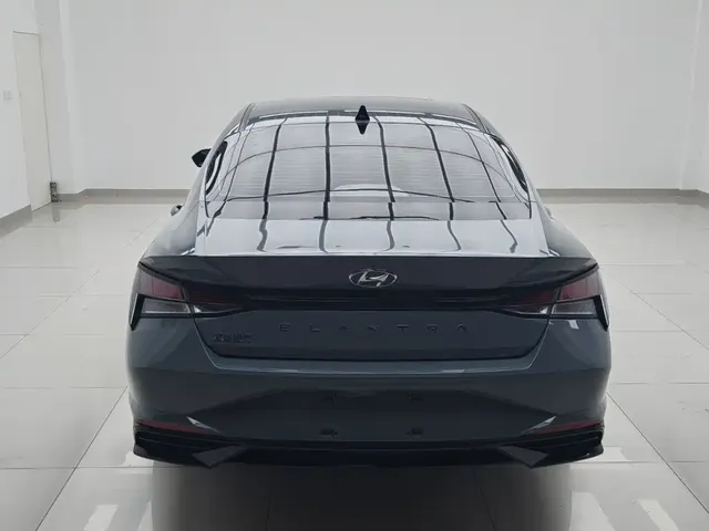 2022 Hyundai Elantra 1.5L CVT GLX Elite