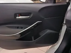 2023 Toyota Corolla 1.8L Hybrid Pioneer, белый — фото 7