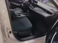 2023 Toyota Corolla 1.8L Hybrid Pioneer, белый — фото 8