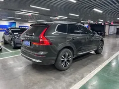 2022 Volvo XC60 4WD Zhiyi Luxury — фото 3