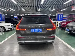 2022 Volvo XC60 4WD Zhiyi Luxury — фото 4