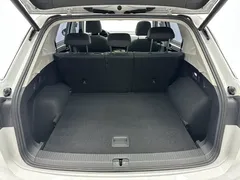 2022 Volkswagen Tayron 280TSI 2WD Luxury, белый — фото 23