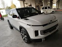 2023 Geely ICON 1.5TD, белый — фото 4