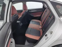 2022 Changan Eado PLUS 1.4T GDI DCT Premium, белый — фото 15