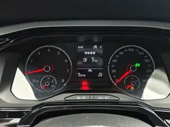 2021 Volkswagen Polo Plus 1.5L AT Colorful Tech, белый — фото 11