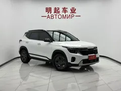 2023 Kia Seltos 1.5L CVT Luxury, белый — фото 2