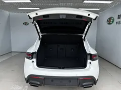 2022 Porsche Macan 2.0T, белый — фото 27