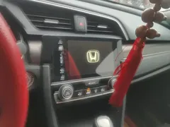 2019 Honda Civic 220TURBO CVT, белый — фото 13