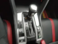 2019 Honda Civic 220TURBO CVT, белый — фото 16