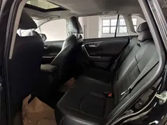 2022 Toyota Wildlander 2.0L CVT 2WD Luxury Plus, чёрный — фото 6