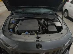 2022 Changan UNI-V 1.5T Premium — фото 10