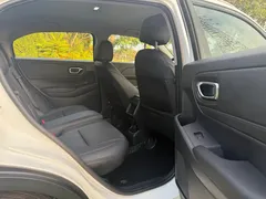 2023 Honda Vezel 1.5L CVT Elite, белый — фото 12