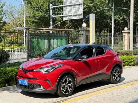 2020 Toyota C-HR 2.0L Luxury