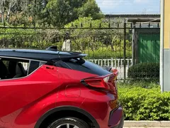 2020 Toyota C-HR 2.0L Luxury — фото 3