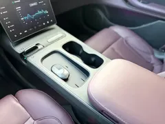 2024 Nio ET5T 75kWh Touring, чёрный — фото 6