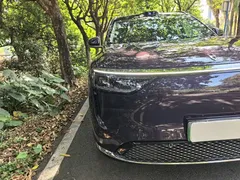 2025 Aito M8 EV Max+ 6-seat Long Range 192-beam LiDAR — фото 6