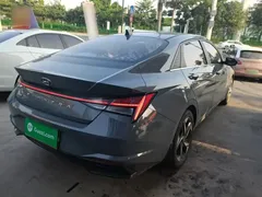 2022 Hyundai Elantra 1.5L CVT LUX Premium — фото 7