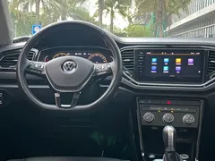 2021 Volkswagen T-Roc 280TSI DSG 2WD Comfort Smart Connect, белый — фото 11