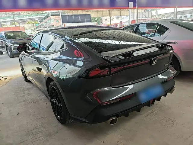 2022 Changan UNI-V 1.5T Premium
