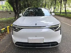 2025 Aito M8 EREV Ultra 53.4kWh 6-seat 192-line LiDAR, белый — фото 2