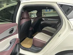 2026 BYD Seal 07 PHEV 1.5T 230km Flagship — фото 6