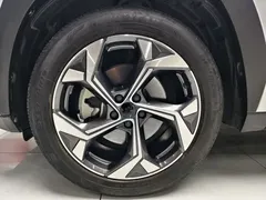 2023 Geely Atlas L 2.0TD DCT Flagship — фото 8