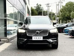 2022 Volvo XC90 7-seat, чёрный — фото 2