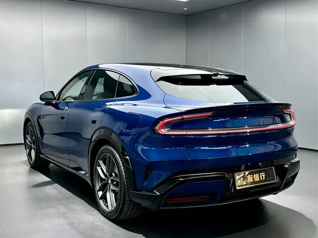 2025 Xiaomi YU7 4WD Max