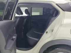 2021 Nissan Kicks 1.5L XV CVT Luxury, белый — фото 11