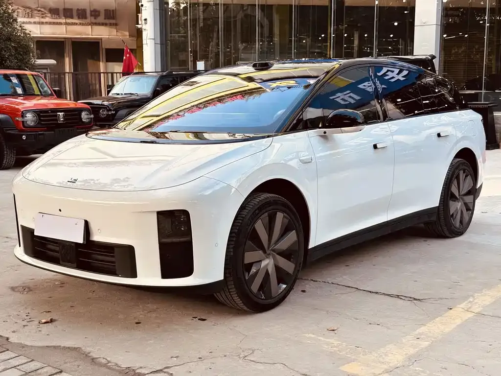 2025 Li Auto i6 2WD Standard