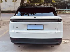 2025 Li Auto i6 2WD Standard, белый — фото 4