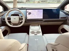 2025 Li Auto i6 2WD Standard, белый — фото 12
