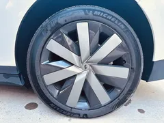 2025 Li Auto i6 2WD Standard, белый — фото 16