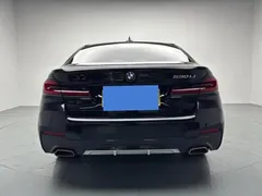 2022 BMW 5 Series 530Li Premium M Sport Package, чёрный — фото 6