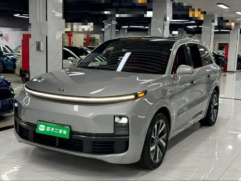 2023 Li Auto L8