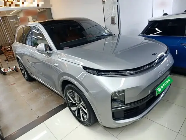 2023 Li Auto L8